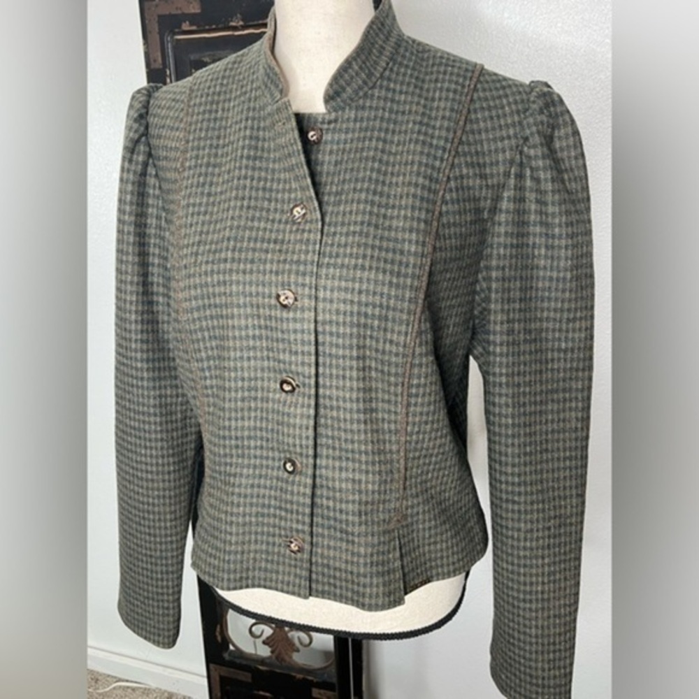 Vintage GEIGER Austria Wool Blazer Jacket Barbiecore